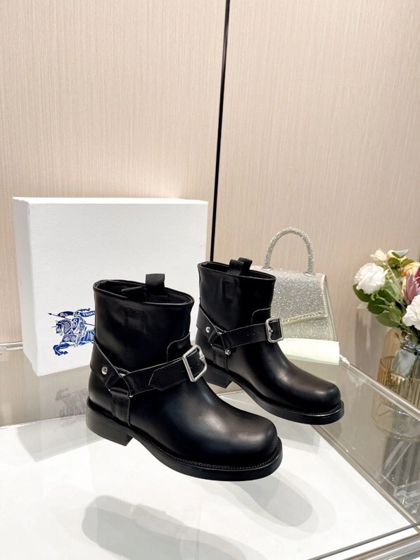 COCO-- 2ur25rry 81012871 Heel height：2.5CM sheepskin Tube height: 15cm tube circumference 28cm item:D-X281J1246